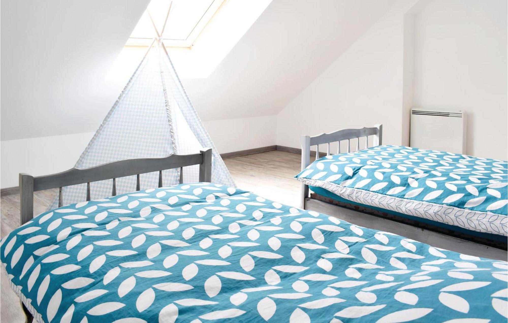 Amazing Home In Saint-Germain-Sur-Ay With Wifi Extérieur photo